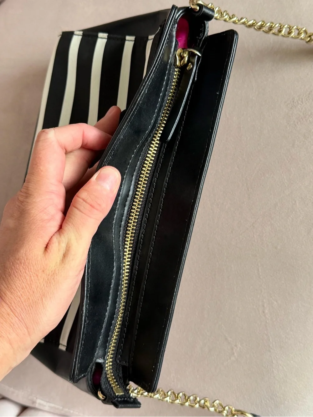 Kate Spade ♠️ WKRU3087 Black Cream Stripe Bow Crossbody Bag